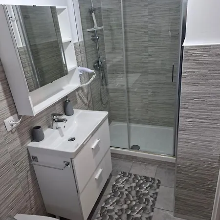 Apartmán Nazem Comunanza